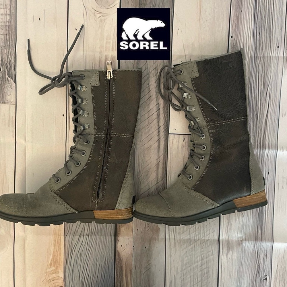 Sorel Women's Two-Tone Lace-Up Boots